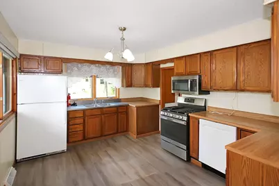709 9th Avenue NE, Brainerd, MN 56401 - Photo 5