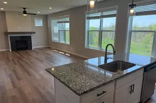 10547 Robinwood Rd, Chaska, MN 55318 - Photo 7