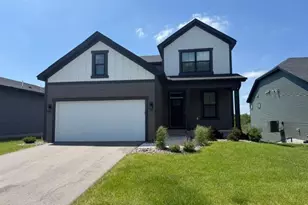 10547 Robinwood Rd, Chaska, MN 55318 - Photo 1