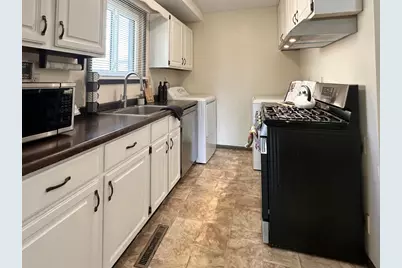 2209 Mayfair Road, Golden Valley, MN 55427 - Photo 5