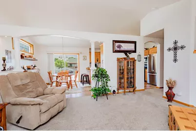 3322 Jackson Street S, Fargo, ND 58104 - Photo 9