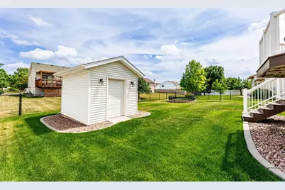 3322 Jackson Street S, Fargo, ND 58104 - Photo 37