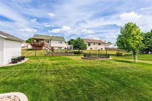 3322 Jackson Street S, Fargo, ND 58104 - Photo 39