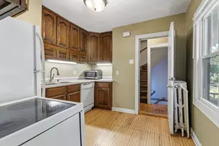1883 St Clair Ave, Saint Paul, MN 55105 - Photo 11