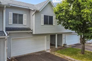 8792 Norway St NW, Coon Rapids, MN 55433 - Photo 3