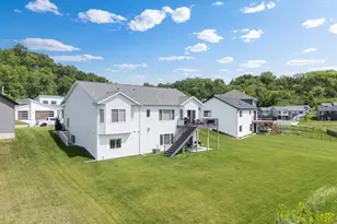 1892 Hadley Hills Dr NE, Rochester, MN 55906 - Photo 39