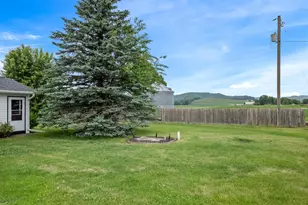 W22882 Little Tamarack Rd, Galesville, WI 54630 - Photo 29