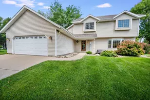120 Chaucer Ct, Mankato, MN 56001 - Photo 1