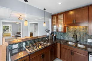 2011 Emerson Ave S, Minneapolis, MN 55405 - Photo 13