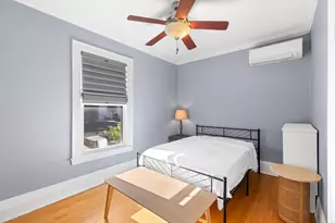 2011 Emerson Ave S, Minneapolis, MN 55405 - Photo 15