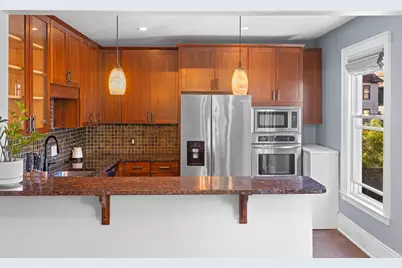2011 Emerson Avenue S #202, Minneapolis, MN 55405 - Photo 11