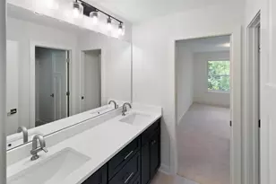 18 Balsam Ln N, Plymouth, MN 55441 - Photo 43