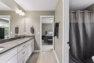 264 Benton Ave, Wayzata, MN 55391 - Photo 37