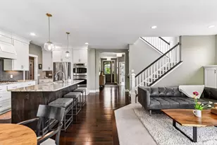 264 Benton Ave, Wayzata, MN 55391 - Photo 5