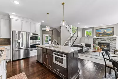 264 Benton Avenue, Wayzata, MN 55391 - Photo 15