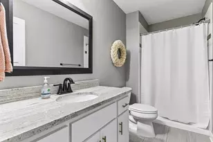264 Benton Ave, Wayzata, MN 55391 - Photo 49