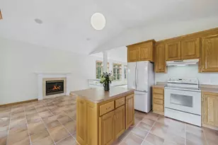 710 Gilfillan Ln, White Bear Township, MN 55127 - Photo 17