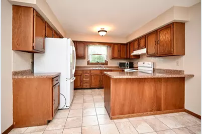 217 13th Avenue S, Onalaska, WI 54650 - Photo 7