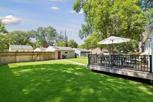 3228 Hampshire Ave S, Saint Louis Park, MN 55426 - Photo 9