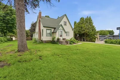 1113 State Street N, Waseca, MN 56093 - Photo 3