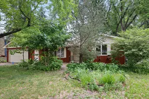 13009 Lakeview Dr, Burnsville, MN 55337 - Photo 49