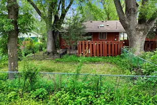 13009 Lakeview Dr, Burnsville, MN 55337 - Photo 43