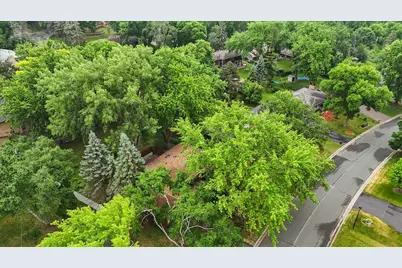 13009 Lakeview Drive, Burnsville, MN 55337 - Photo 53