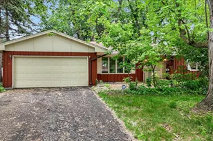 13009 Lakeview Dr, Burnsville, MN 55337 - Photo 39