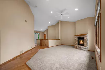 3878 Arlington Drive, Woodbury, MN 55129 - Photo 5