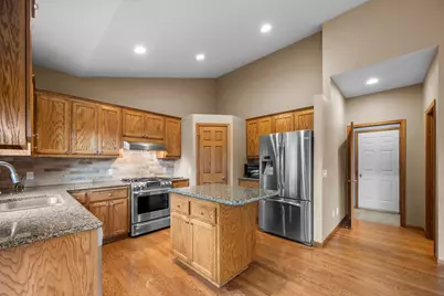 3878 Arlington Drive, Woodbury, MN 55129 - Photo 23