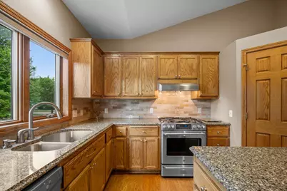 3878 Arlington Drive, Woodbury, MN 55129 - Photo 21