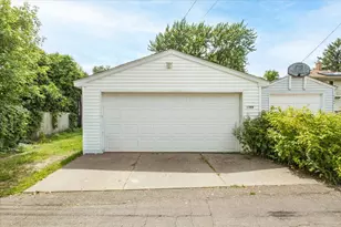 1388 Simpson St, Saint Paul, MN 55108 - Photo 33
