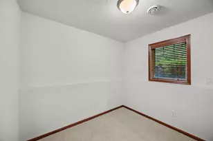 4022 Cedar Grove Ln, Eagan, MN 55122 - Photo 37