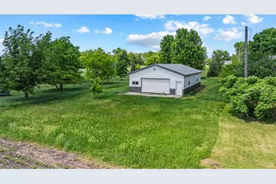 207 S Lake Street, Belview, MN 56214 - Photo 5