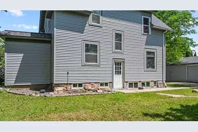 207 S Lake Street, Belview, MN 56214 - Photo 21