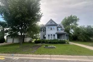 207 S Lake St, Belview, MN 56214 - Photo 1