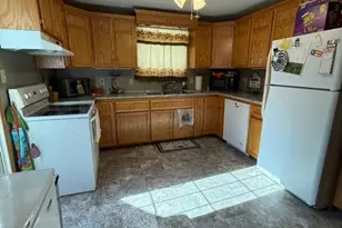 109 S Griffin St, Lakefield, MN 56150 - Photo 7