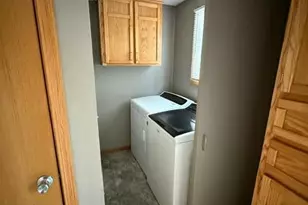 109 S Griffin St, Lakefield, MN 56150 - Photo 9