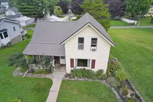 1543 Wabasha Ave, Saint Charles, MN 55972 - Photo 1