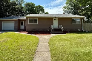 220 S 4th St, Bird Island, MN 55310 - Photo 1