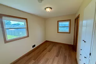 220 S 4th St, Bird Island, MN 55310 - Photo 9