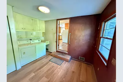 220 S 4th Street, Bird Island, MN 55310 - Photo 13