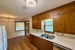 220 S 4th St, Bird Island, MN 55310 - Photo 11