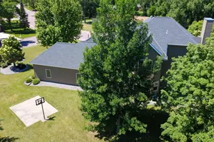 504 Northwood Dr, Redwood Falls, MN 56283 - Photo 7