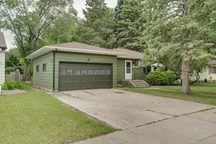 419 16th St S, Moorhead, MN 56560 - Photo 3