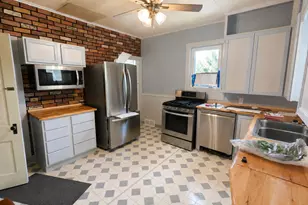 53938 269th St, Lansing, MN 55950 - Photo 9