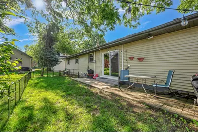 506 W Wheeler Avenue, North Mankato, MN 56003 - Photo 7