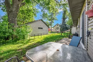 506 W Wheeler Ave, North Mankato, MN 56003 - Photo 9