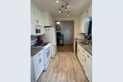 3904 7th Place NW, Rochester, MN 55901 - Photo 9