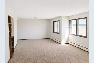 761 S 9th Street #2, Bird Island, MN 55310 - Photo 1